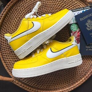 Nike Air Force 1 Low Lv8 GS Tour Yellow 4Y (Women’s 5.5) Tour Yellow/Sail/Black